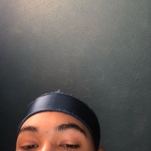 Meet your Posher, Laron